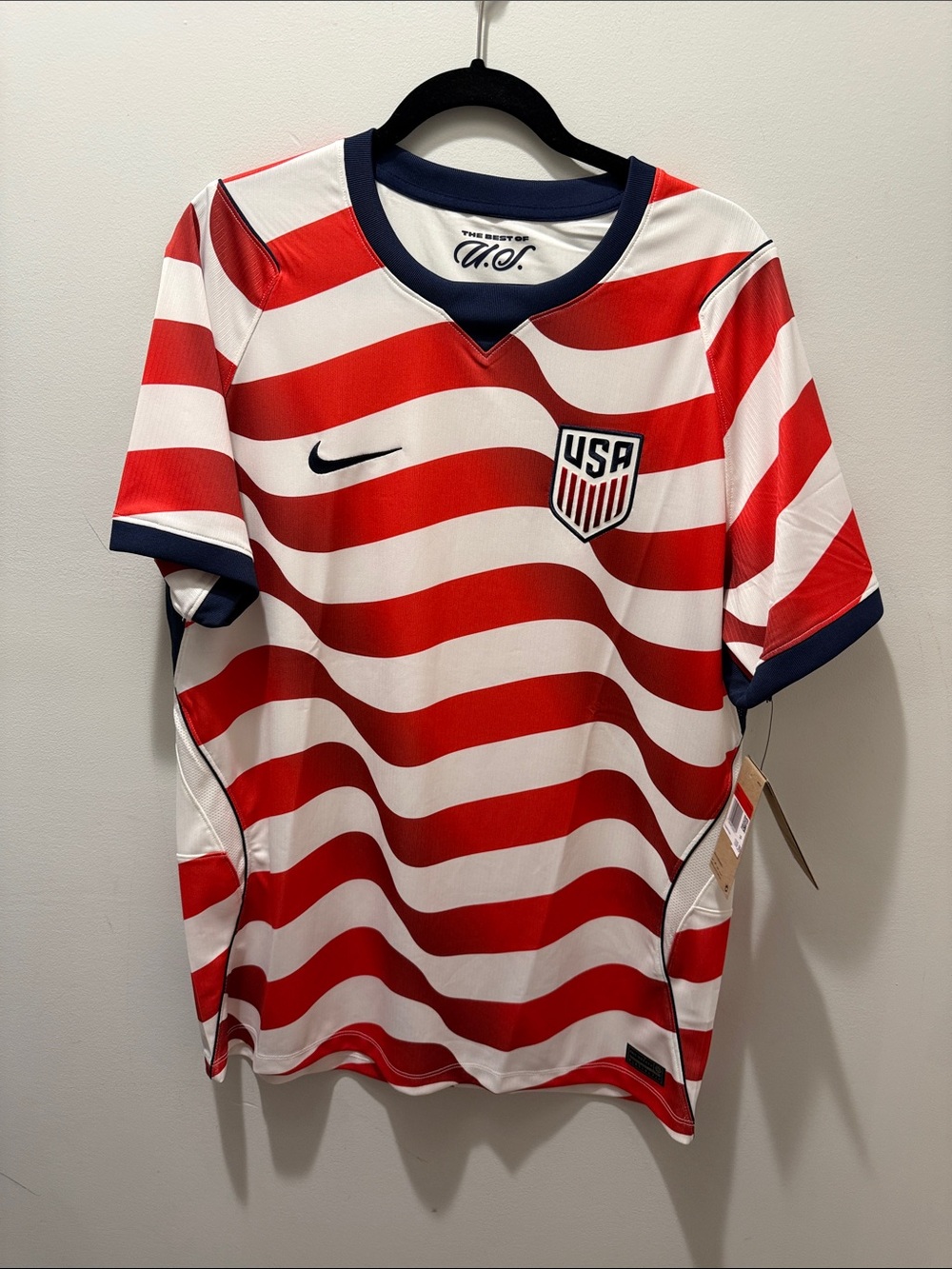 Nike x USA football soccer jersey in size large